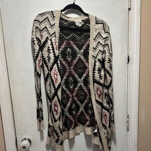 Hippie rose Patterned Black and Cream Women's Sweater small